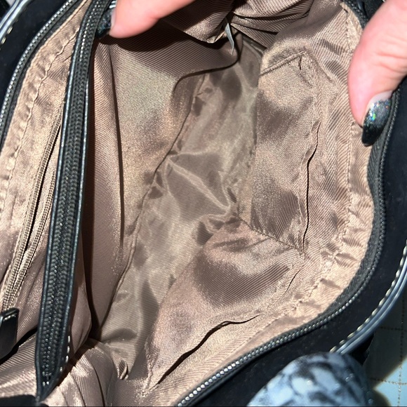 London Fog black handbag Clutch cross body should strap zipper pockets purse - Picture 5 of 11